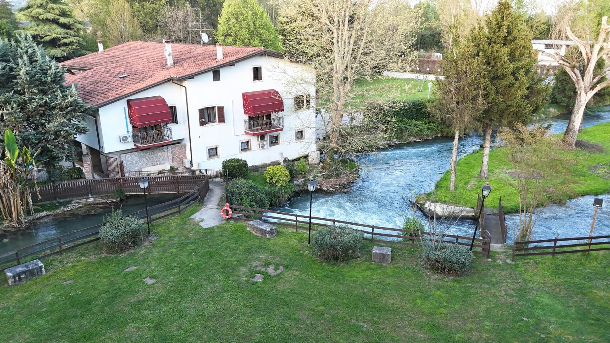 Villa Vitti'S - Verona Est Camping San Martino Buon Albergo Esterno foto